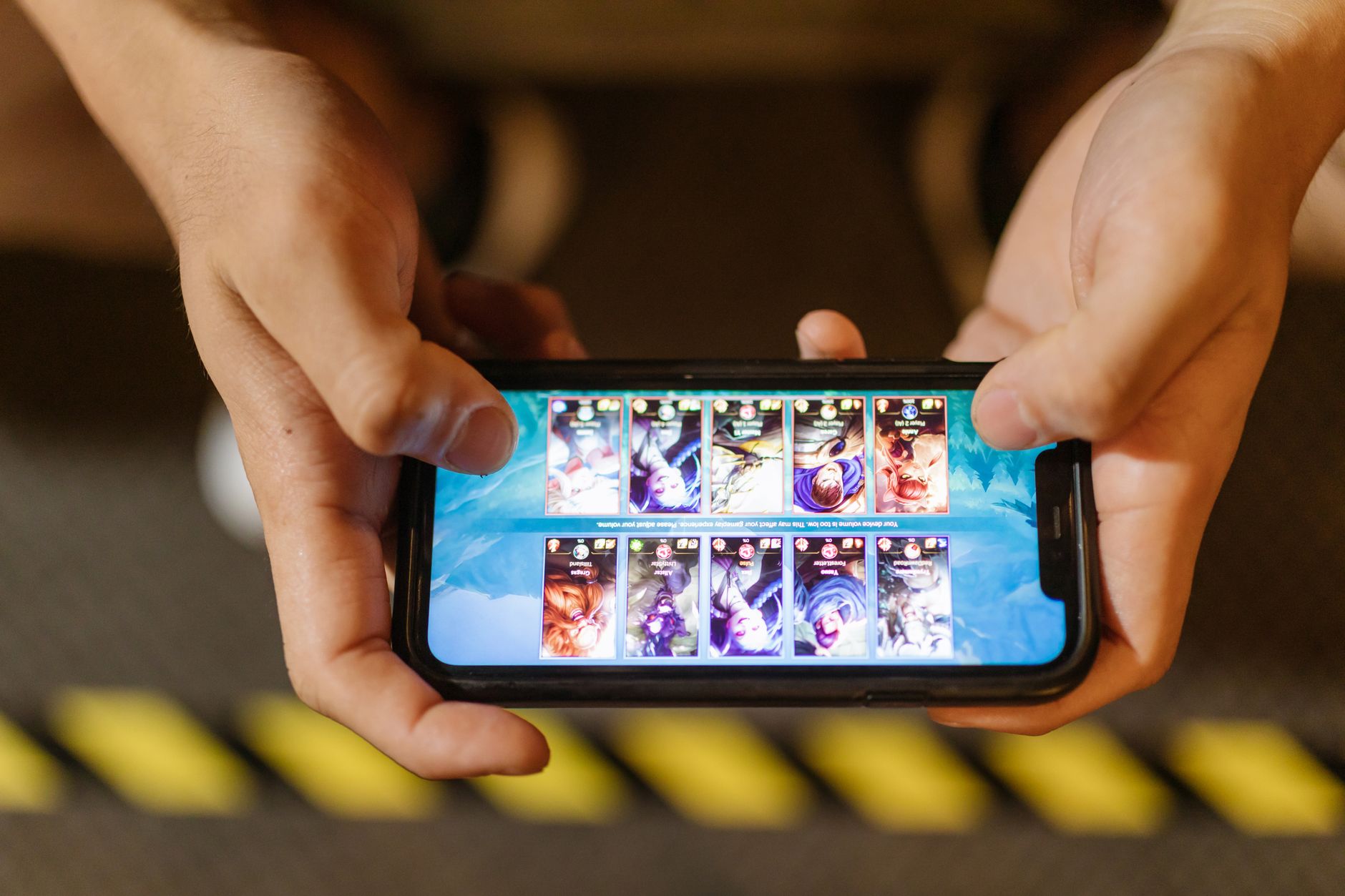 League of Legends team: Is it the Best Path to Success?